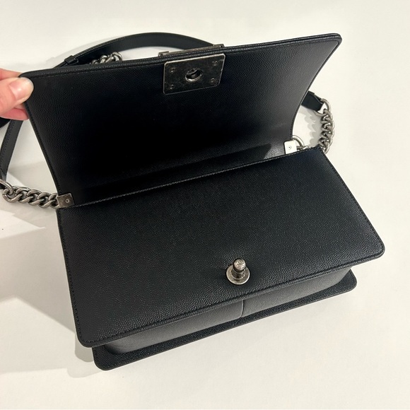 Authentic Like New 2022 Chanel Black Caviar Medium Boy Bag w Full Set - Picture 11 of 15